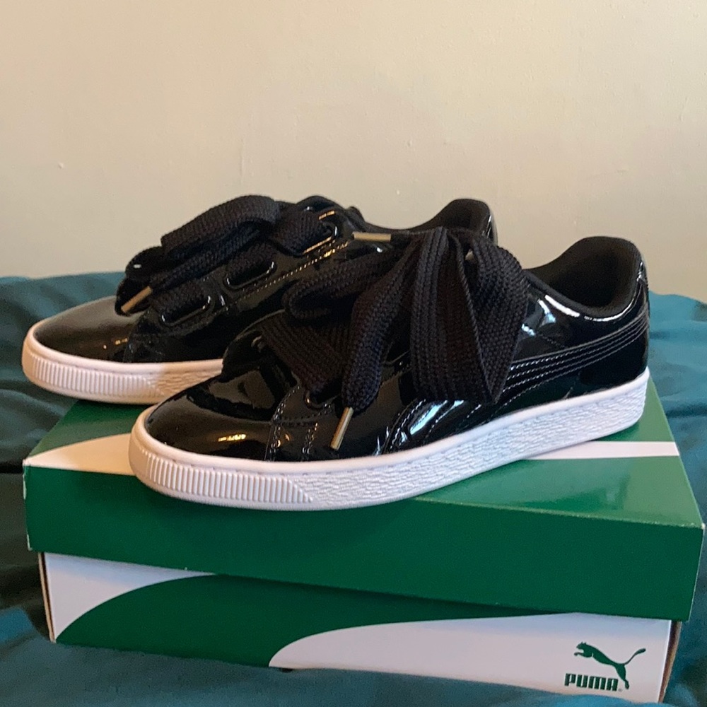 PUMA Basket Heart Patent Leather Sneakers SZ 10